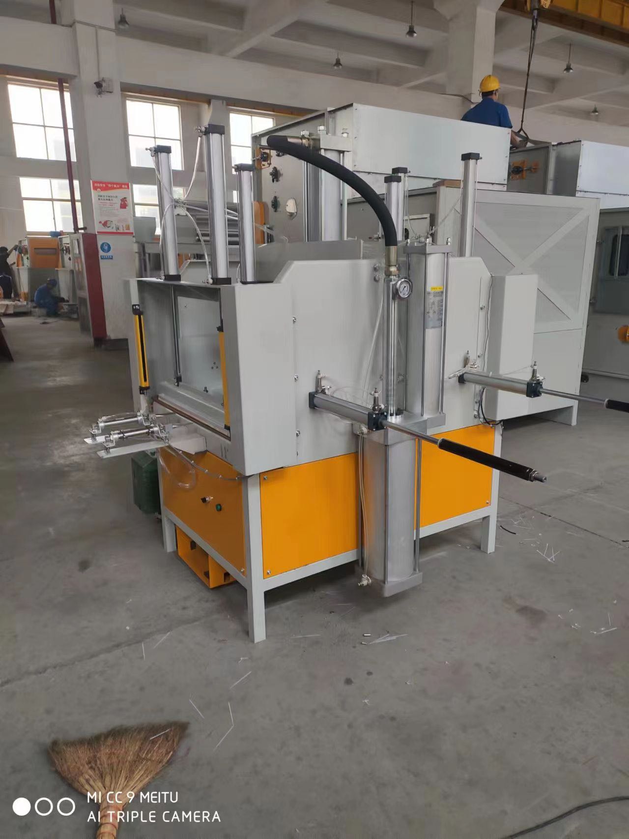 HJFK-5邊抽真(zhēn)空定(dìng)型機